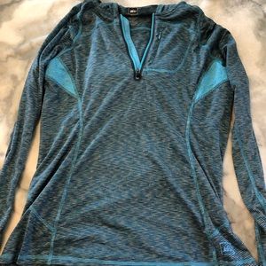 REI Lightweight Hoodie with Hood opening